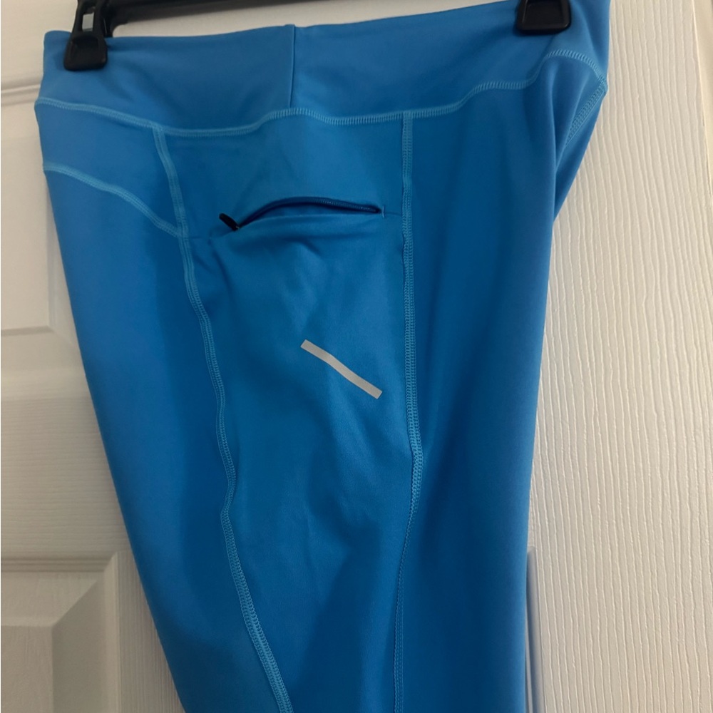 Hoka Blue Performance Leggings - Picture 2 of 5